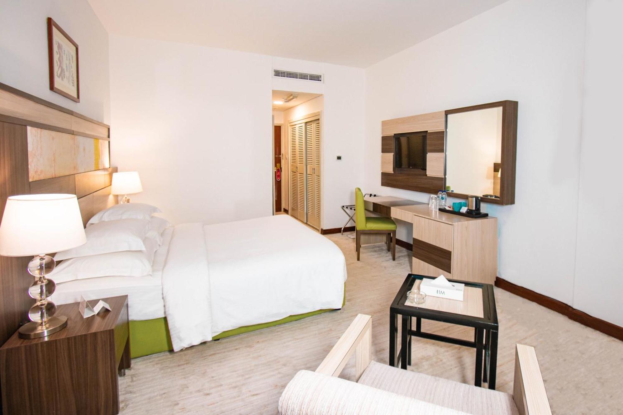 บีเอ็ม บีช โฮเต็ล Hotel ราสอัลไคมาห์ ภายนอก รูปภาพ