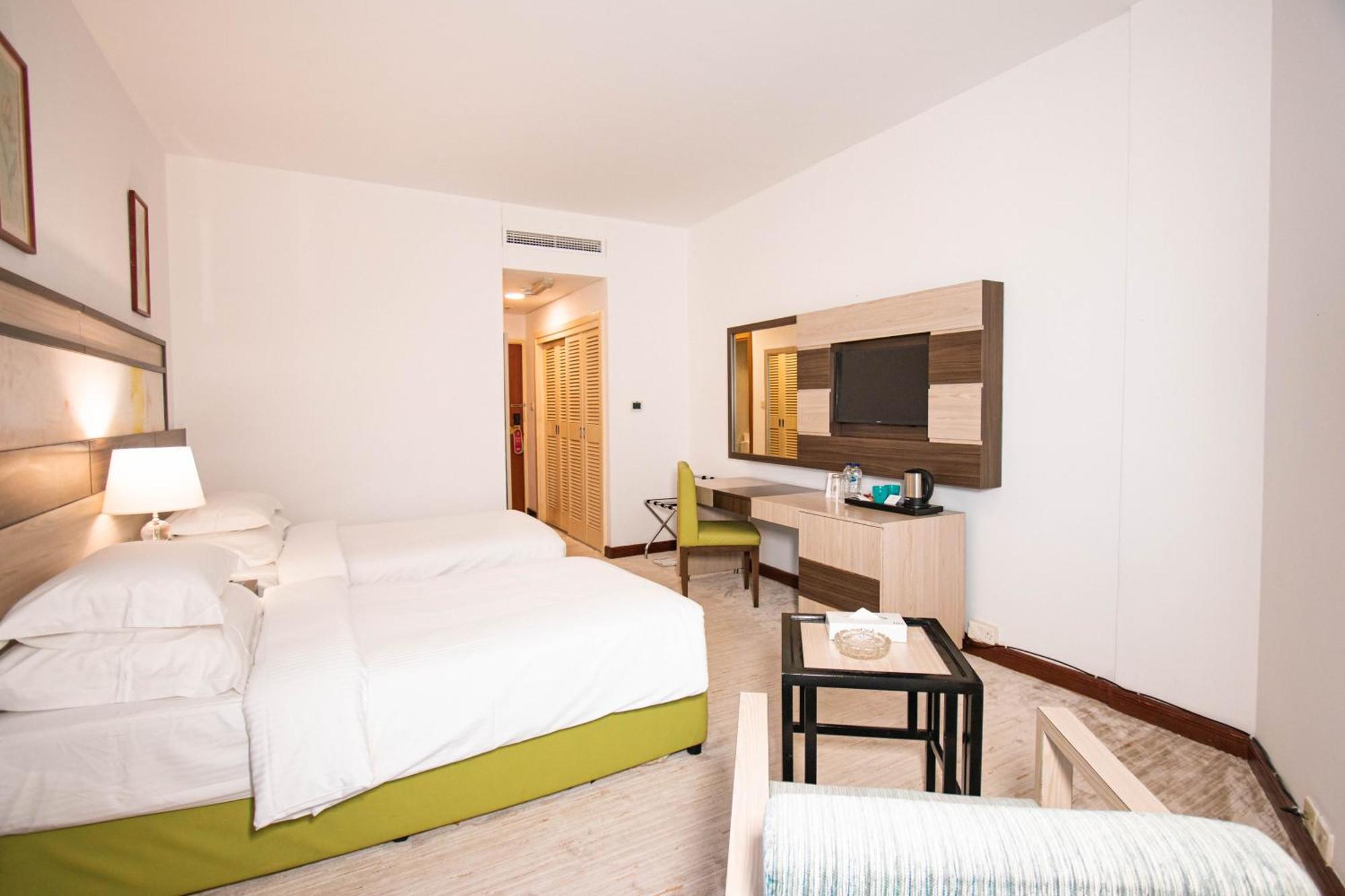 บีเอ็ม บีช โฮเต็ล Hotel ราสอัลไคมาห์ ภายนอก รูปภาพ